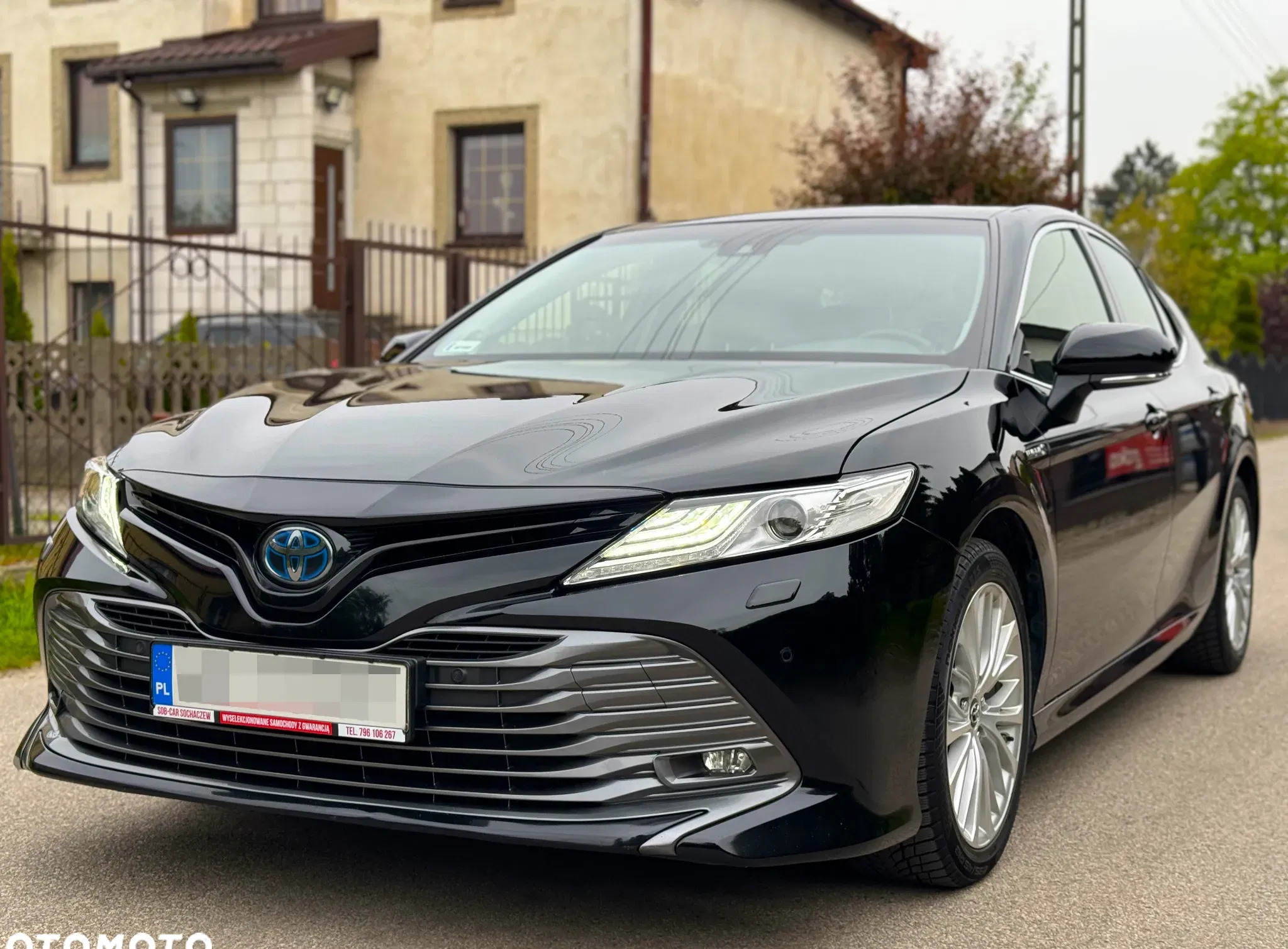 mazowieckie Toyota Camry cena 99999 przebieg: 162500, rok produkcji 2019 z Baranów Sandomierski